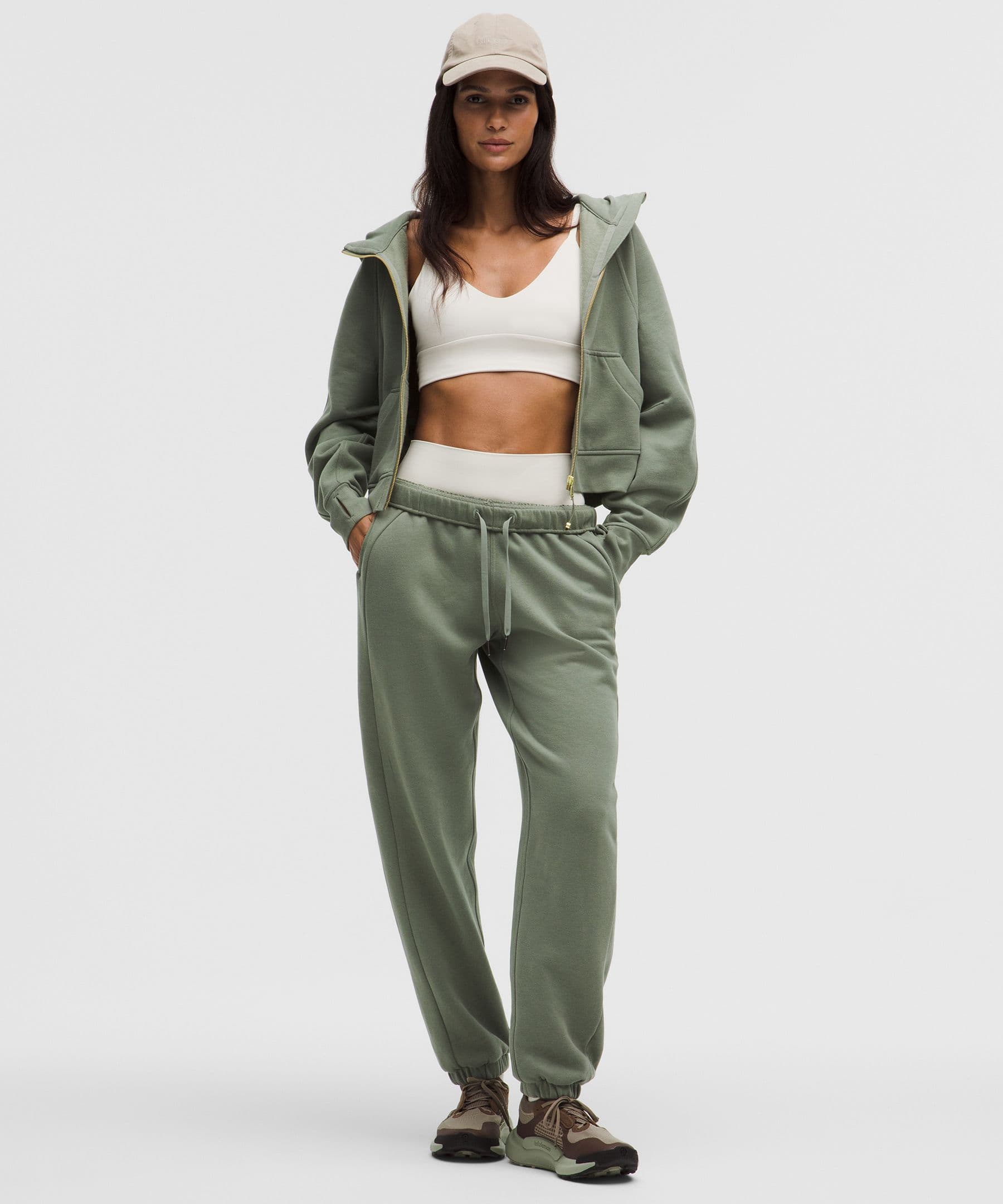 Scuba Mid-Rise Oversized Jogger *Short
