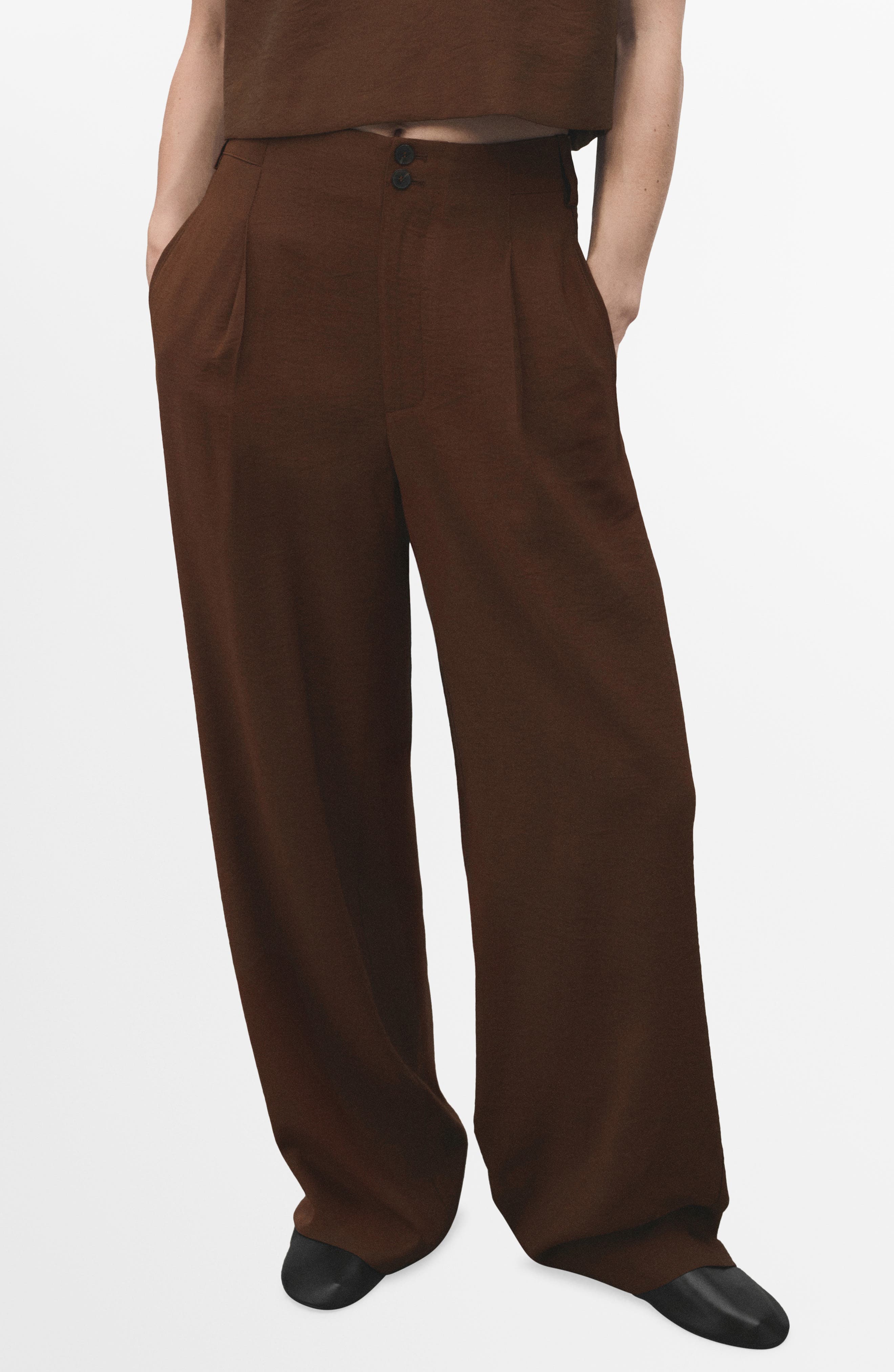 Pleated Straight Leg Pants