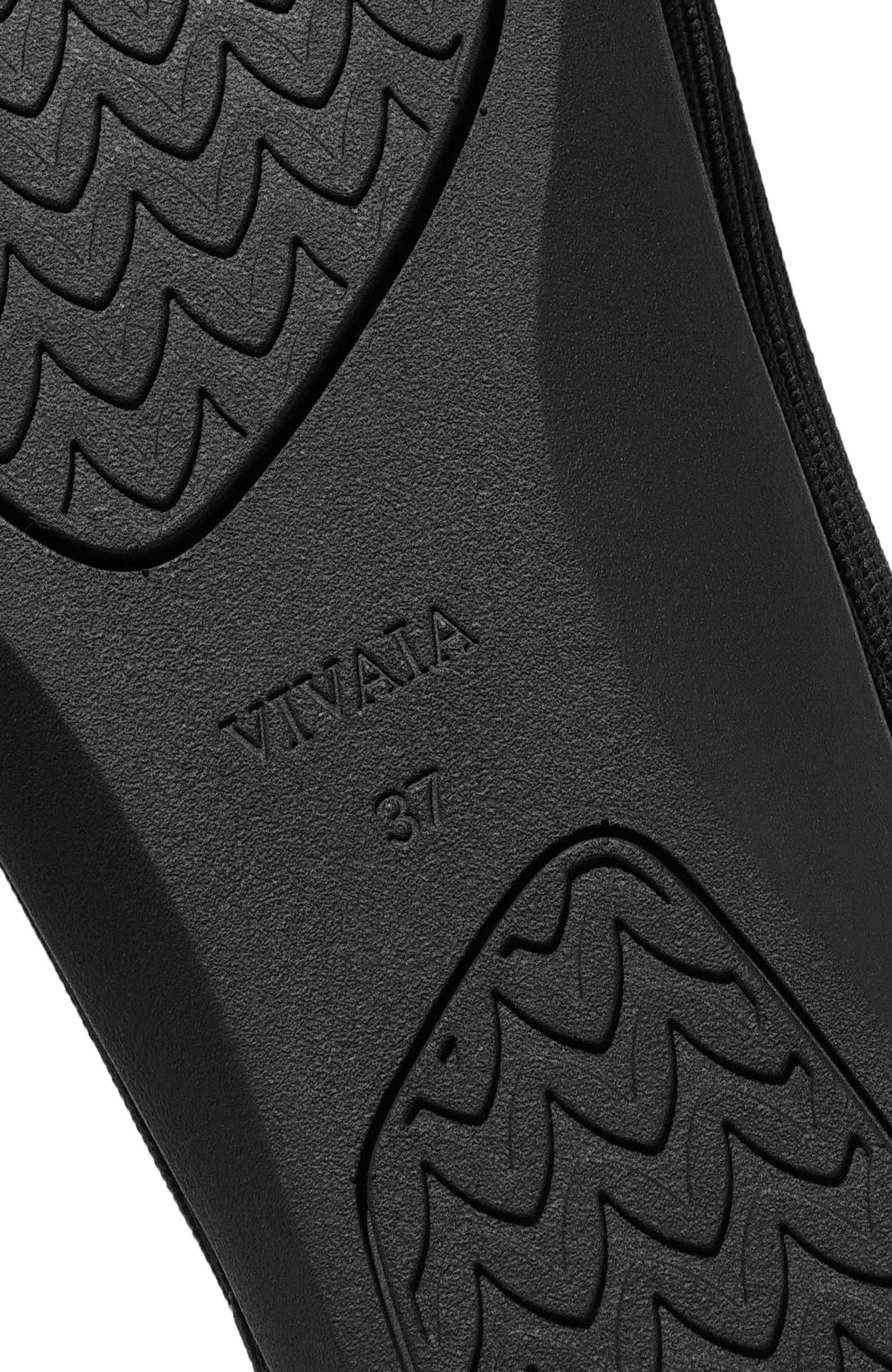 Lightweight Square-Toe V-Cut Flats