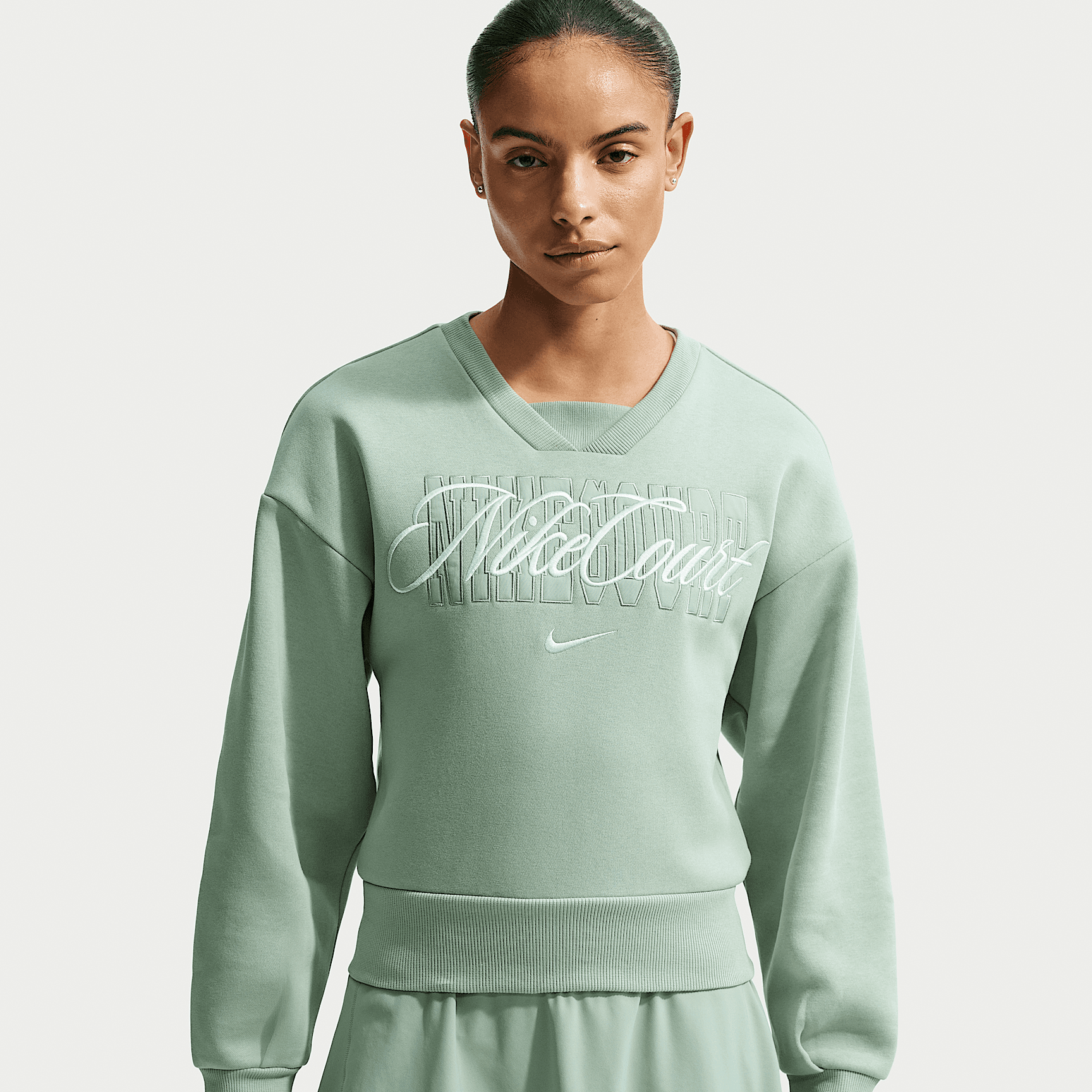NikeCourt Collection
