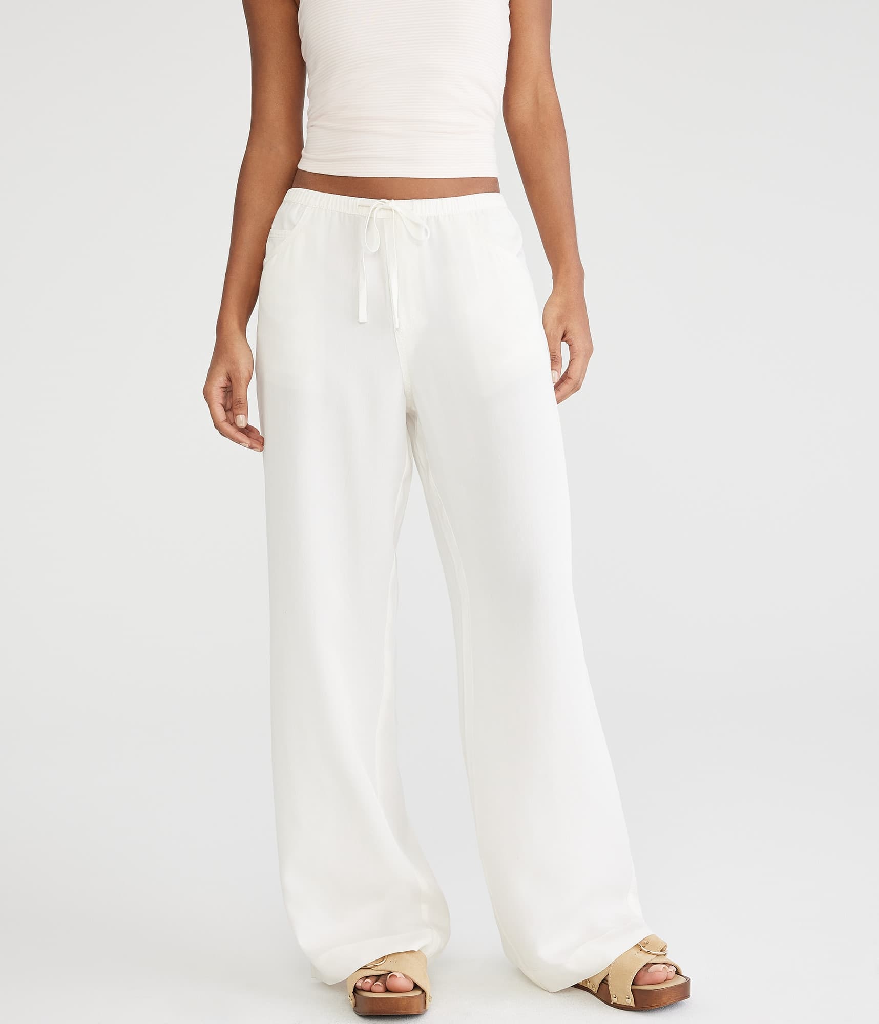 Low-Rise Wide Leg Drawstring Pants